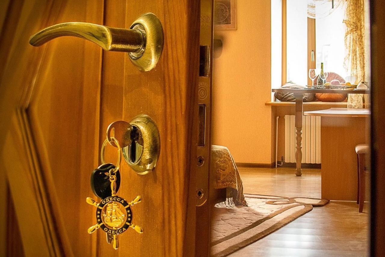 Mini-Hotel In The Very Heart Of Odessa Екстер'єр фото