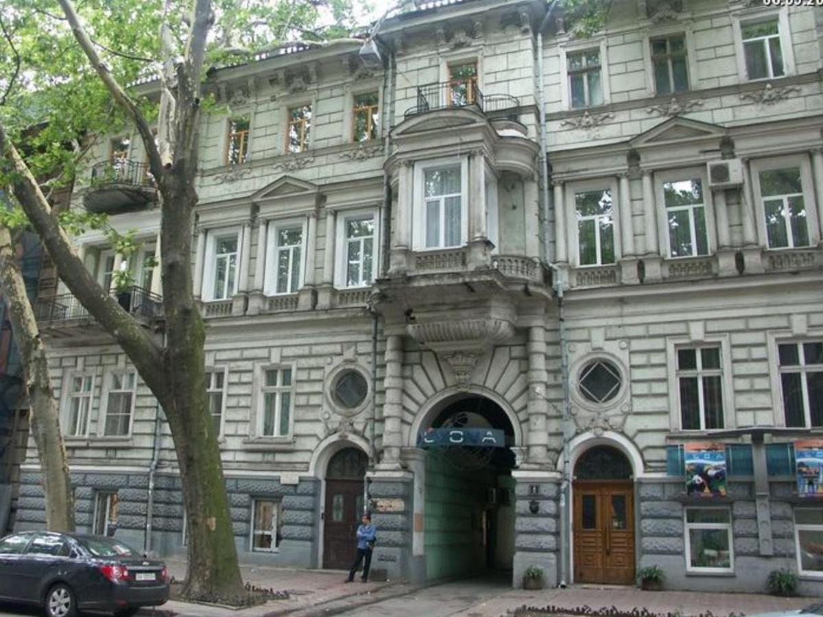 Mini-Hotel In The Very Heart Of Odessa Екстер'єр фото